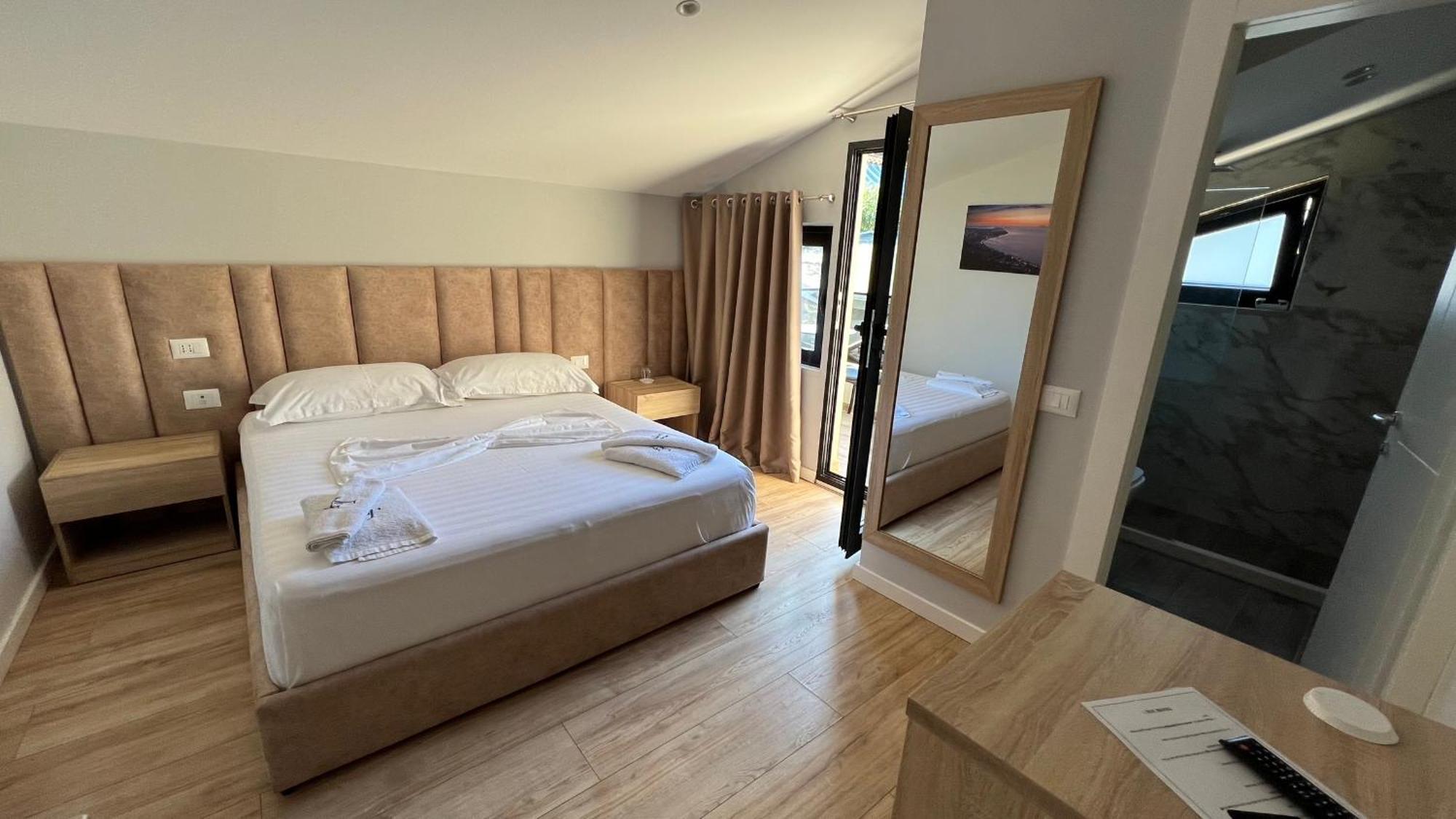 Villa Tramonto Vlore Radhimë Eksteriør bilde